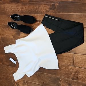 NWOT - Never Worn - Ann Taylor ruffle sleeve sweater tank